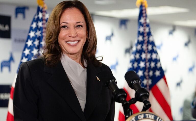 VOA: Kandidate për presidente e SHBA-së, Kamala Harris siguron përkrahjen e delegatëve demokratë