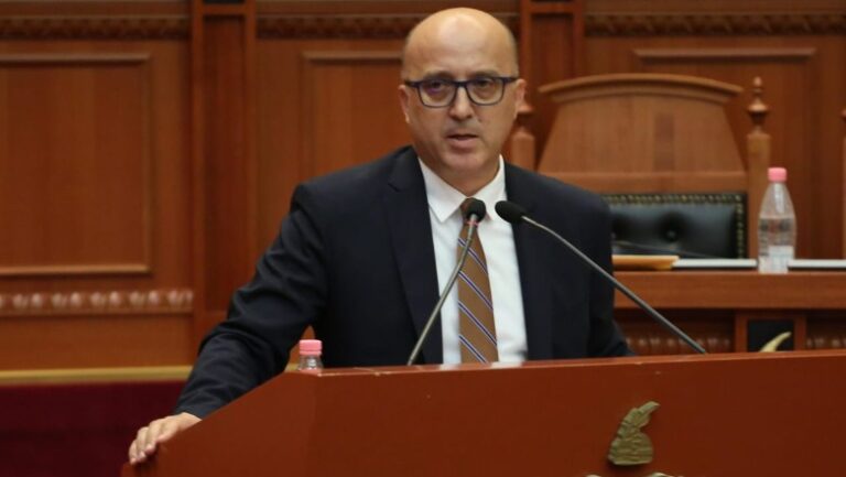 Raportimi në Kuvend, Metani flet për ndërhyrjet e jashtme që tentojnë të komentojnë dhe të kritikojnë vendimet gjyqësore