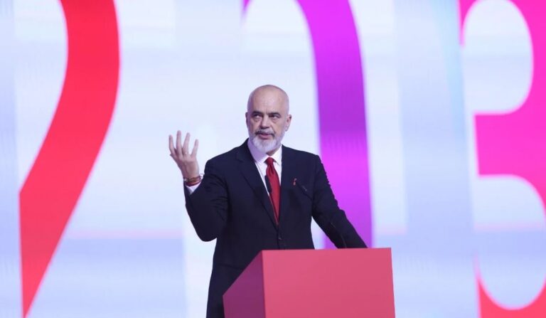 FOTO/ Rama mbledh këtë të premte deputetët në Elbasan, mësohen detaje