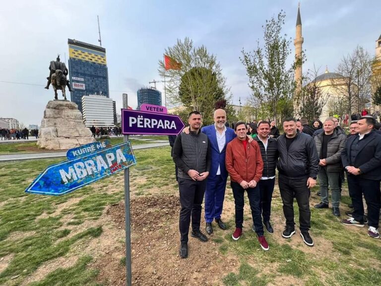 BIRN: Në vend të investimeve, bashkitë fryjnë stafet me punëtorë