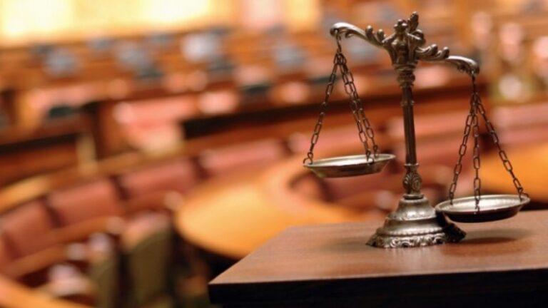 Lejuan përvetësimin e 7500m2 tokë me dokumente të falsifikuara, Prokuroria e Tiranës çon në gjyq tre ish-zyrtarët e Komunës Bërxullë