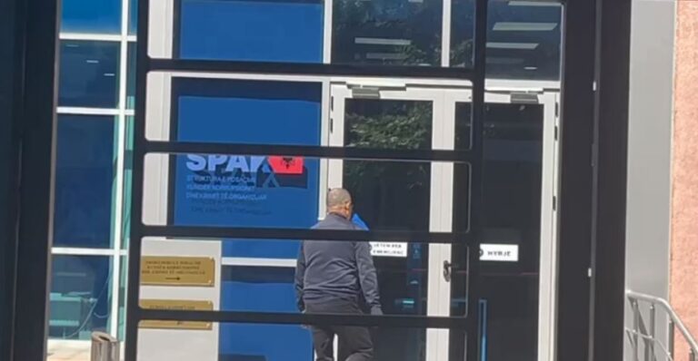 Deputeti Asllan Dogjani paraqitet në SPAK