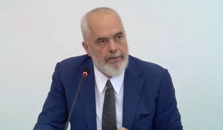Rama i ashpër para mjekëve: Rritja e pagave tuaja është bërë me paratë e pacientëve, jeni shërbëtorë të tyre