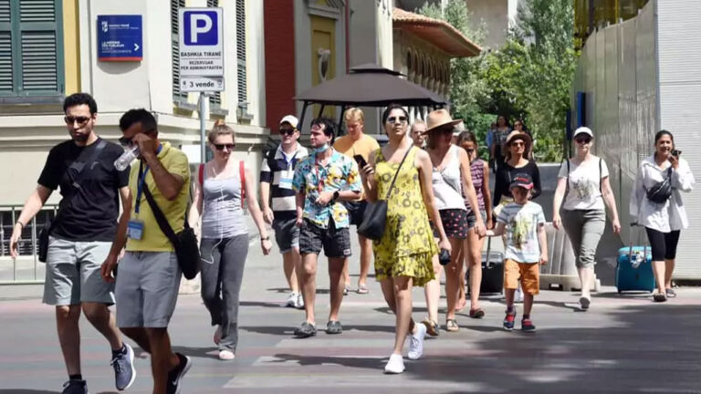 Ja pse Tirana është e preferuara e turistëve