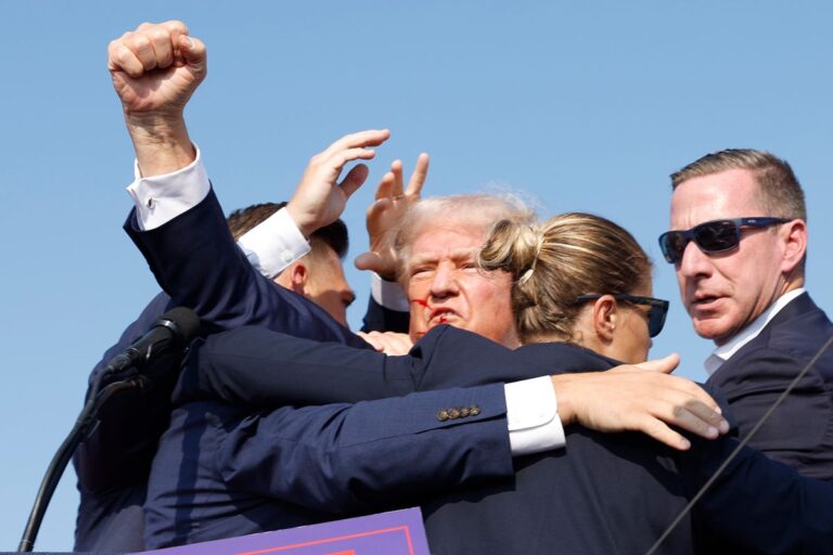Ish-Presidenti Trump jashtë rrezikut, pas incidentit në Pensilvani