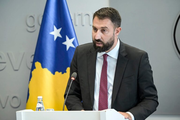 Aksioni në veri, ministri Krasniqi jep detajet