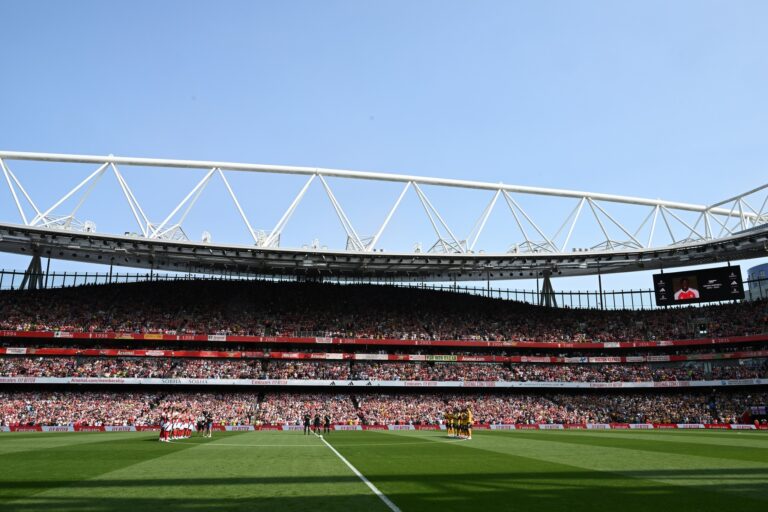 Arsenal e nis me fitore sezonin e ri në Premier League