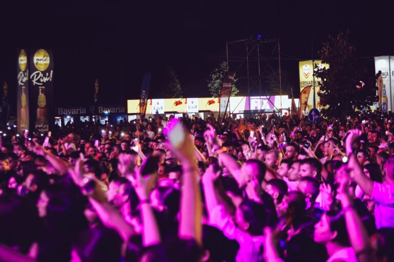 ”Magjike netët e festës së Birrës në Korçë”, Rama publikon videon nga festa madhështore