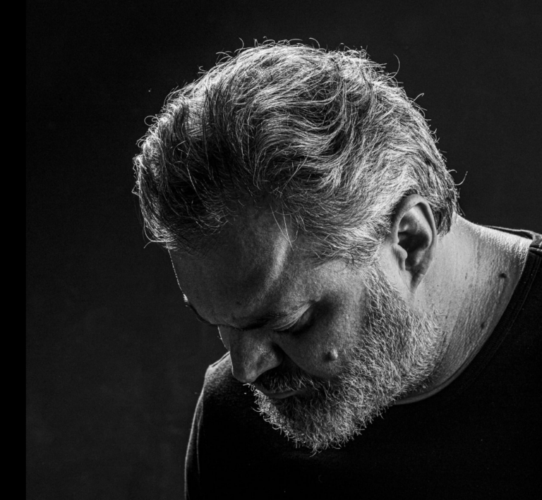 BEN BLUSHI: DASHURIA E ALEKSANDËR VUÇIÇ PËR ARMËT QË NUK I PËRDOR DOT