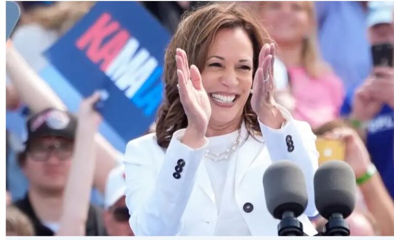 E qeshura e Kamala Harris si arma e saj sekrete