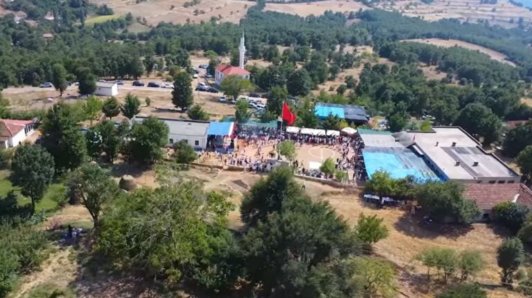 Ministri Balla publikon pamjet: Kafja e Skroskës mbledh çdo vit bijtë e kësaj zone në një festë të bukur