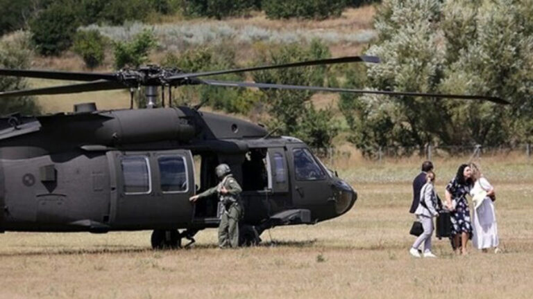 E ftuar nga presidenti kroat, Osmani arrin në Sinj me helikopterin “Black Hawk”