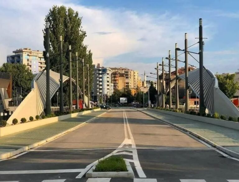 Hapja e Urës së Ibrit, ekspertët: Gjithçka vetëm me një marrëveshje me NATO