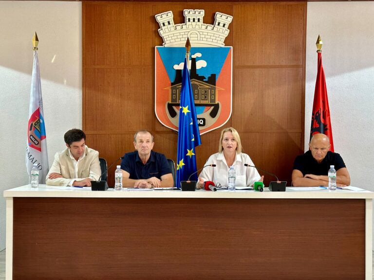Ministrja Denaj: Bashkimi i fermerëve dhe formalizimi, do të rrisin cilësinë e produkteve bujqësore