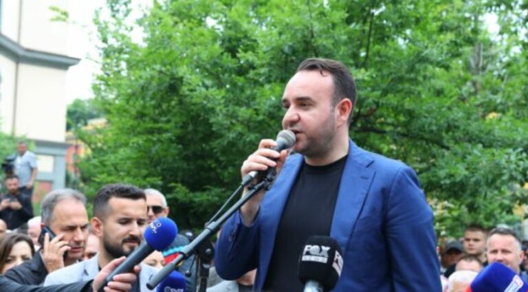 Klevis Balliu: Rama duhet të largohet