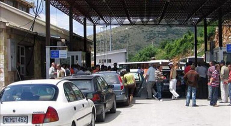 Bllokohet Kakavija, doganierët grekë në grevë