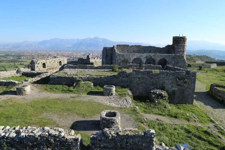 Kalaja e Rozafës nuk e lëshon fronin, monumenti më i vizituar në vend