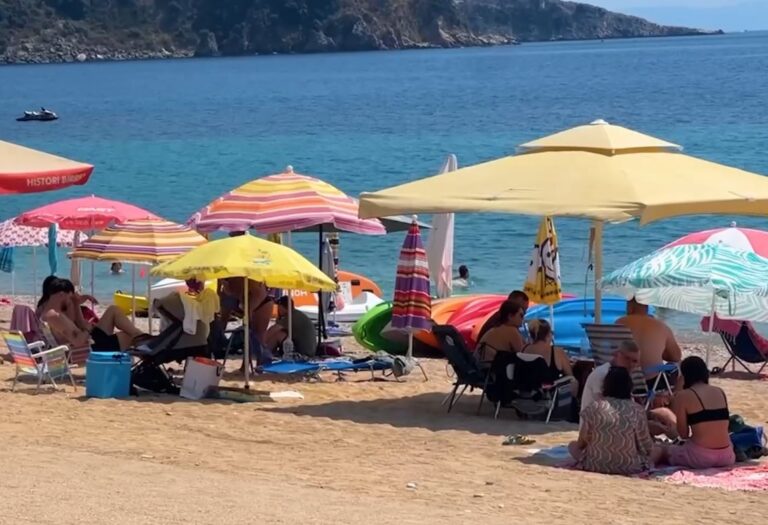 VIDEO/ Rama vijon me postimet nga Jugu: Himara sot, plazhi publik dhe patronazhistë dynjaja