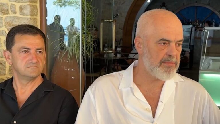 Kryeministri Rama krah Tavos: Ky është i tëri i Himarës! Një kazan atje në Greqi tha kam vjedhur pronat