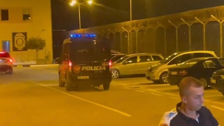 Ervin Salianji mbërrin në burgun e Fierit, aty do të vuajë dënimin 1 vit