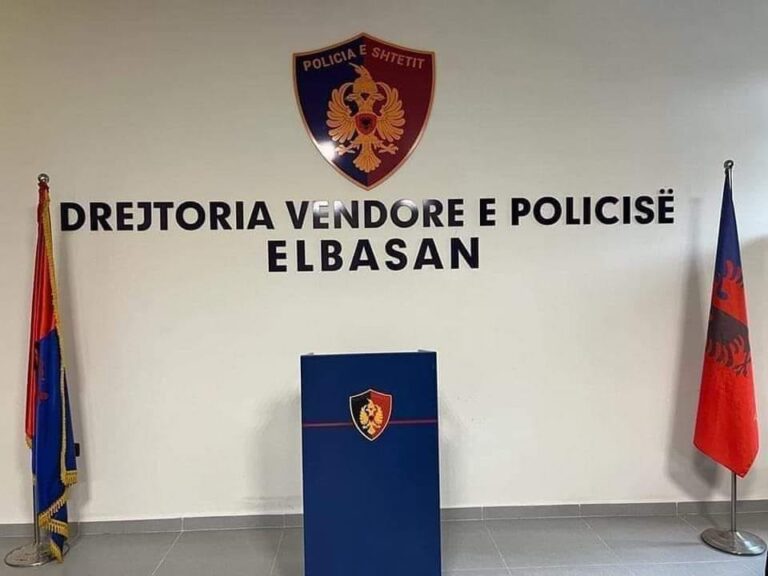 Elbasan, “Deceit” vë në pranga 51-vjeçarin për veprën penale “Korrupsioni aktiv i personave që ushtrojnë funksione publike”