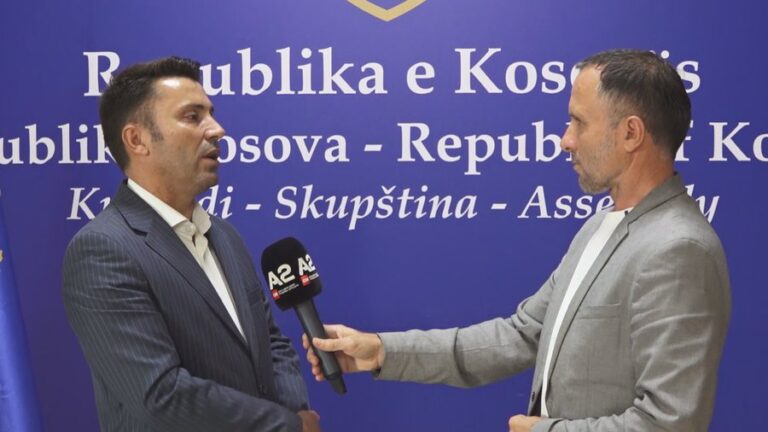Ka urdhërarrest në Interpol dhe Europol, Rrustemi: Radoiçiç arrestohet nëse do lërë Serbinë