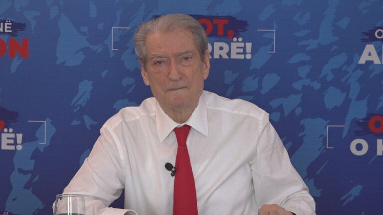 Berisha: Ia kishte vënë syrin vëllai i tij, Rama ndryshoi destinacionin e ish-klubit ”Partizani”