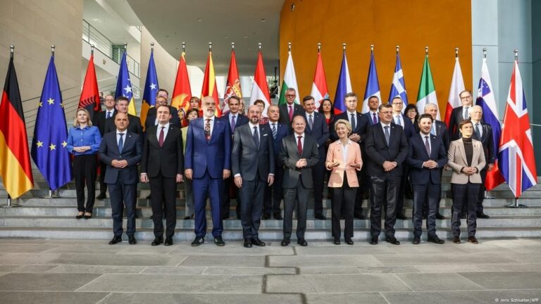 Pse Kosova po i thotë “JO” të gjithëve