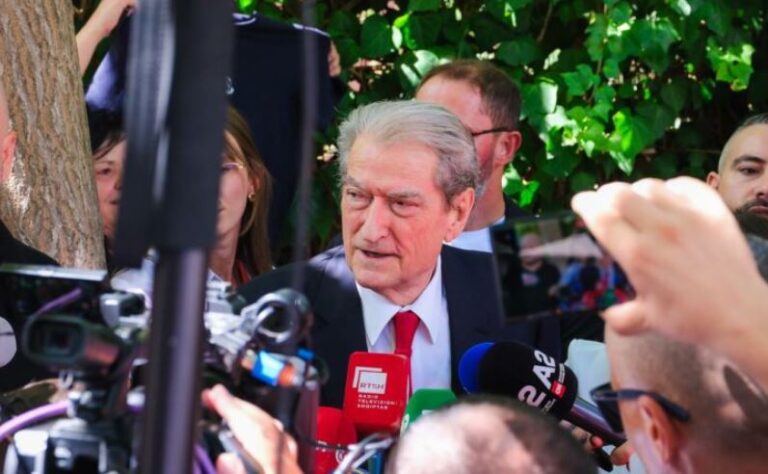 Sali Berisha del nga SPAK-u: Dosje me 400 faqe mashtrime ndaj meje