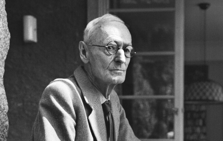 Hermann Hesse: Dashuria nuk dëshiron të ketë, ajo thjesht dëshiron të dashurojë
