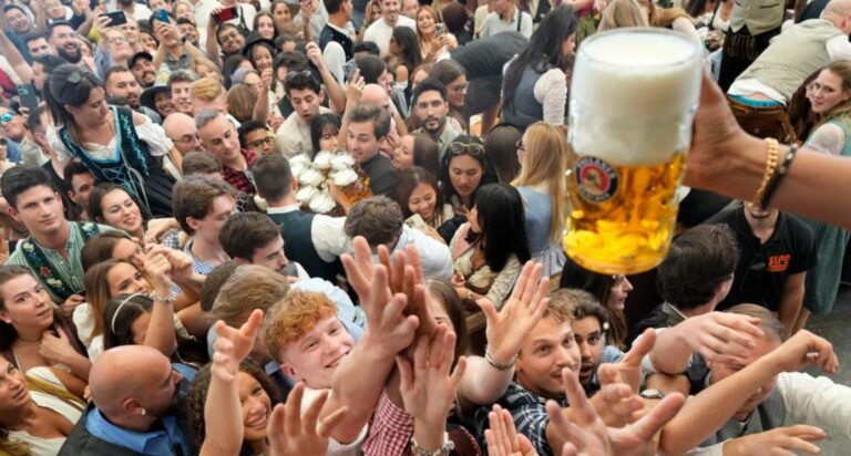 Hap dyert festa më e madhe popullore në botë