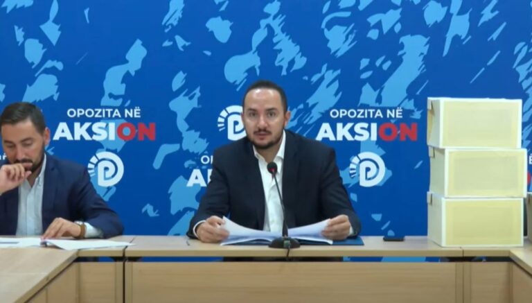 Ervin Salianji nxjerr përgjimet mes drejtuesve të policisë së Fierit dhe Alizotit: Do bënte burg në këmbim të parave
