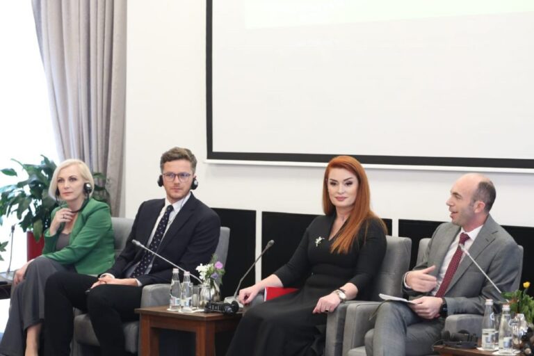 Siguria e fëmijëve, në Tiranë vijnë përfaqësues nga 6 vende të rajonit dhe drejtues të rrjetit TikTok