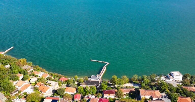 Kryetari i Bashkise Benet Beci jep lajmin: Lidhet kontrata 4.7 mnl euro për rrugën Shirokë – Zogaj