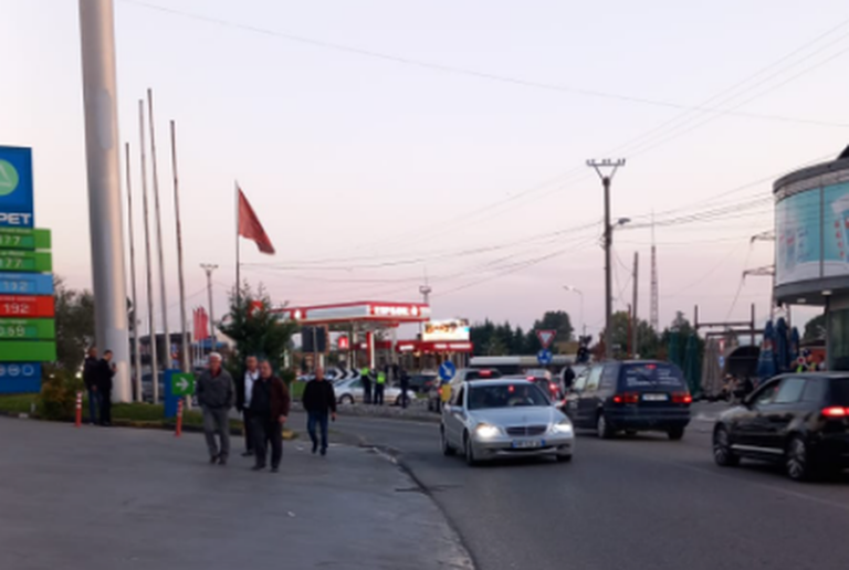 Mosbindja civile, nis grumbullimi i protestuesëve në akset rrugore