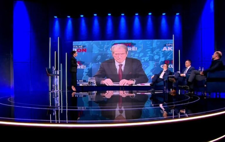 Shpallja ”non-grata”, Berisha: Më kthyen në skenën politike, thash Zot më mbro nga miqtë