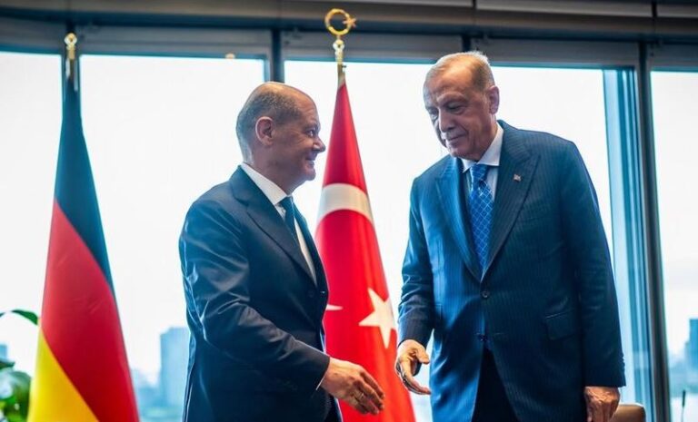 Vizitë e vështirë, Scholz takohet me Erdogan