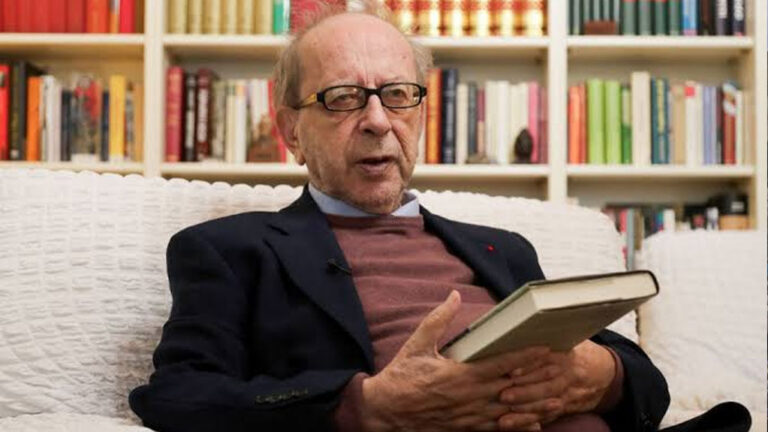 Ismail Kadare një figurë letrare, veprat e të cilit janë vlerësuar dhe nderuar në Kinë