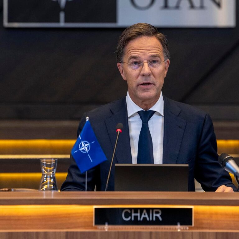 Mark Rutte: NATO punon me këdo që udhëheq Kosovën
