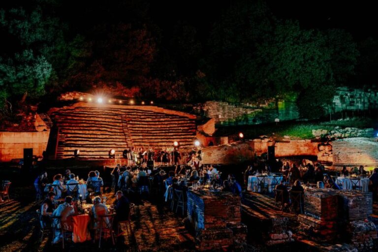 VIDEO/ Rama: ”Muzak’Fest” shkëlqeu me performanca të jashtëzakonshme nga artistë të mirënjohur