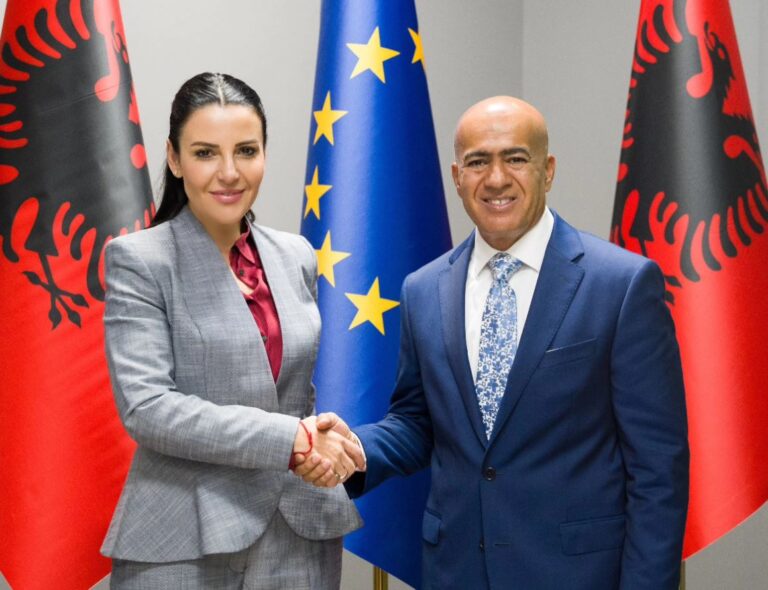 Zëvendëskryeministrja Balluku, takim me ambasadorin e Emirateve të Bashkuara Arabe