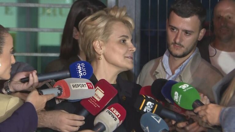 Kryemadhi: I thashë avokatit të kërkojë detyrim paraqitje për Metën dhe arrest me burg për mua