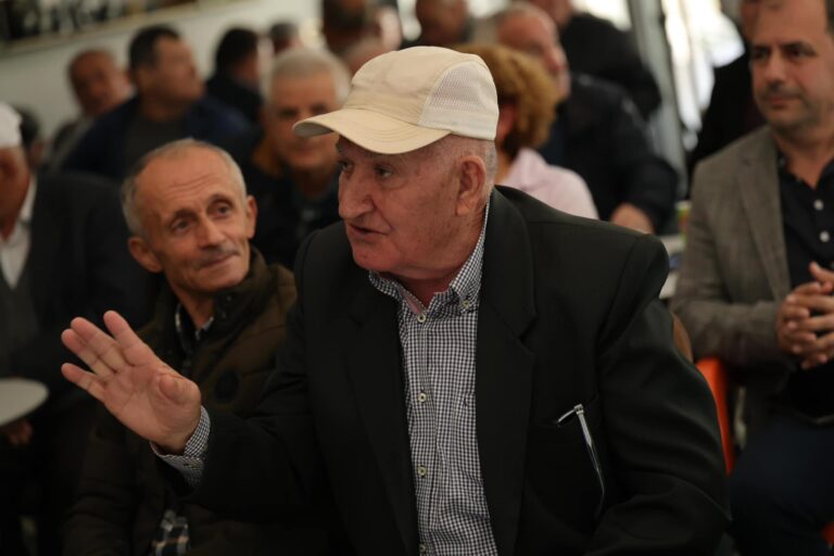 Rama urdhër: Ministra, deputetë dhe kryebashkiakë drejt pensionistëve!