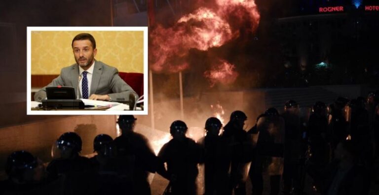 Protesta e Opozitës, reagimi i ashpër nga Erjon Braçe: Kaq janë, populli i braktisi edhe një herë