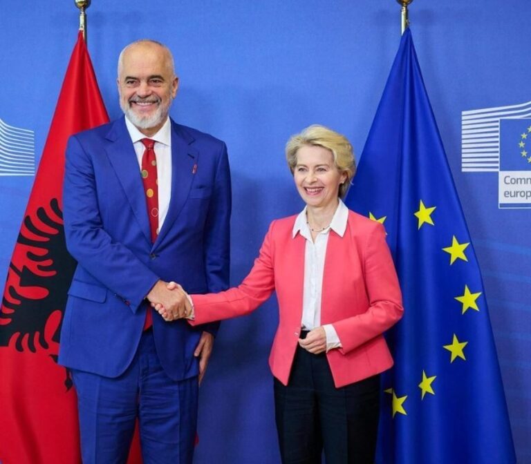 Von der Leyen vizitë në Tiranë, takim me Ramën dhe Begajn