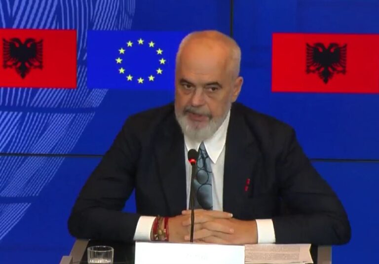 Kryeministri Rama dhe Ministri i Jashtëm hungarez, konferencë të përbashkët nga Luksemburgu: Ditë historike për Shqipërinë dhe shqiptarët!
