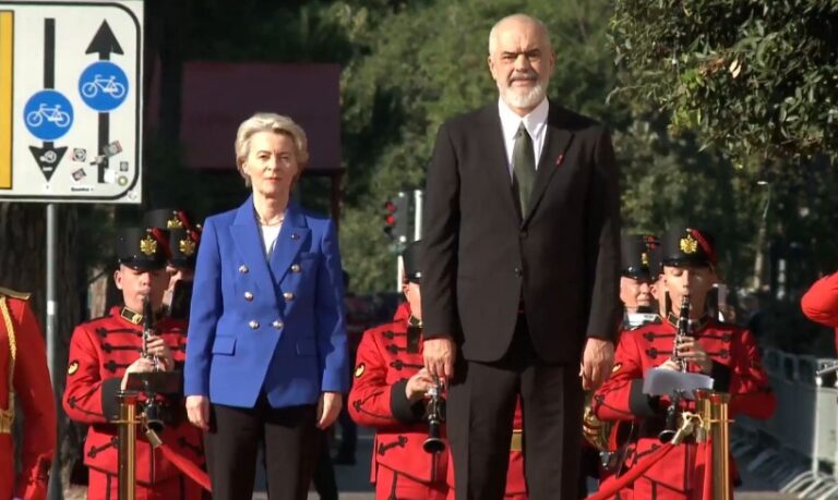 Presidentja e Komisionit Europian: Shqipëria ka bërë Reforma të shkëlqyera, ju jeni lider të Energjisë së Rinovueshme!