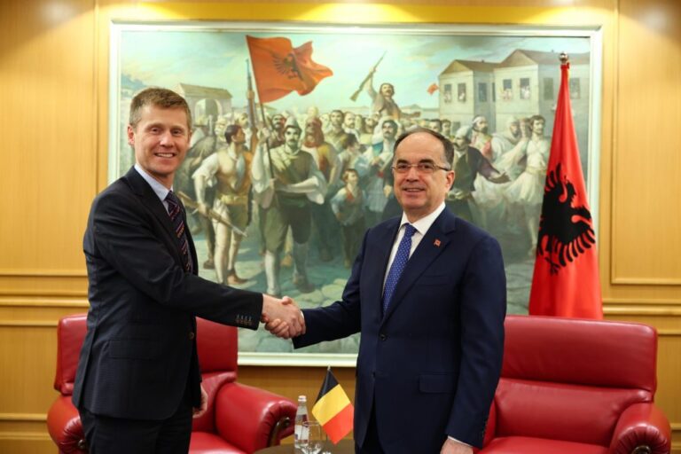 Presidenti Begaj pret ambasadorin belg: Zgjerim i bashkëpunimit në nivel ekonomik