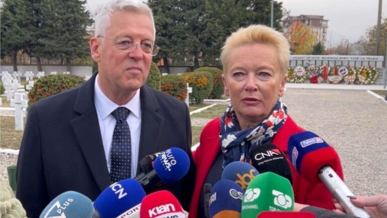 Liderët e opozitës në burg, ambasadorët e Gjermanisë dhe Francës: Mbështesim SPAK-un