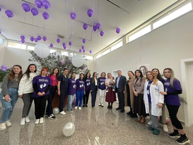Koçiu: Diagnostikim e trajtim për të gjitha foshnjat premature që mund të përballen me sfida të shikimit